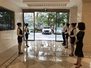 海口自体脂肪去法令纹价格表线上公布(2024海口自体脂肪去法令纹参考价为：9780元)