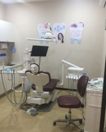 同步齿科·同越门诊(卓越梅林广场店)科价格2024均价_附医生简介反馈