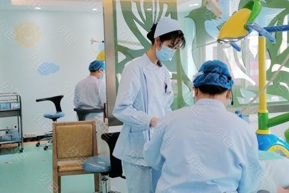 贵港蓝天口腔医院整形价目表|2024【价格表】~