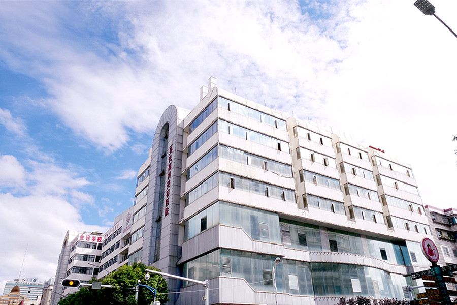昆明玻尿酸隆眉弓价格在线公布(2024昆明玻尿酸隆眉弓参考价为：18610元)