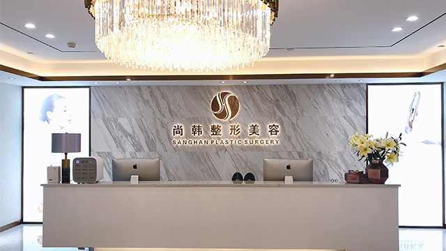 昆明玻尿酸隆眉弓价格在线公布(2024昆明玻尿酸隆眉弓参考价为：18610元)