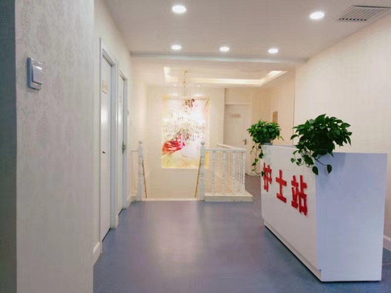 兰州玻尿酸丰唇珠2024价目表均价一览(2024兰州玻尿酸丰唇珠参考价为：21495元)