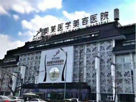 成都玻尿酸隆鼻费用是多少呐(2024成都玻尿酸隆鼻参考价为：17129元)