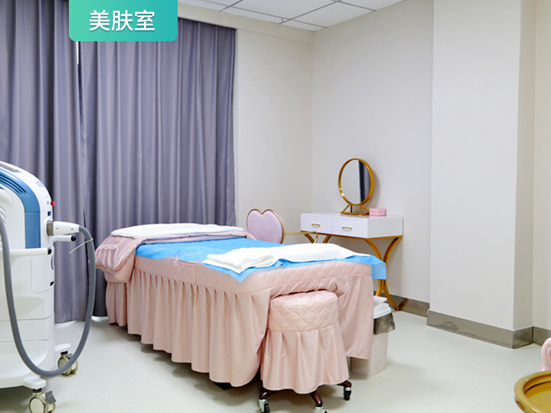 郑州激光祛斑价位表2024新版全网发布(2024郑州激光祛斑参考价为：8985元)