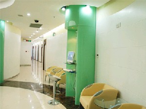 武汉双眼皮修复价位表2024新版全网发布(2024武汉双眼皮修复参考价为：28087元)
