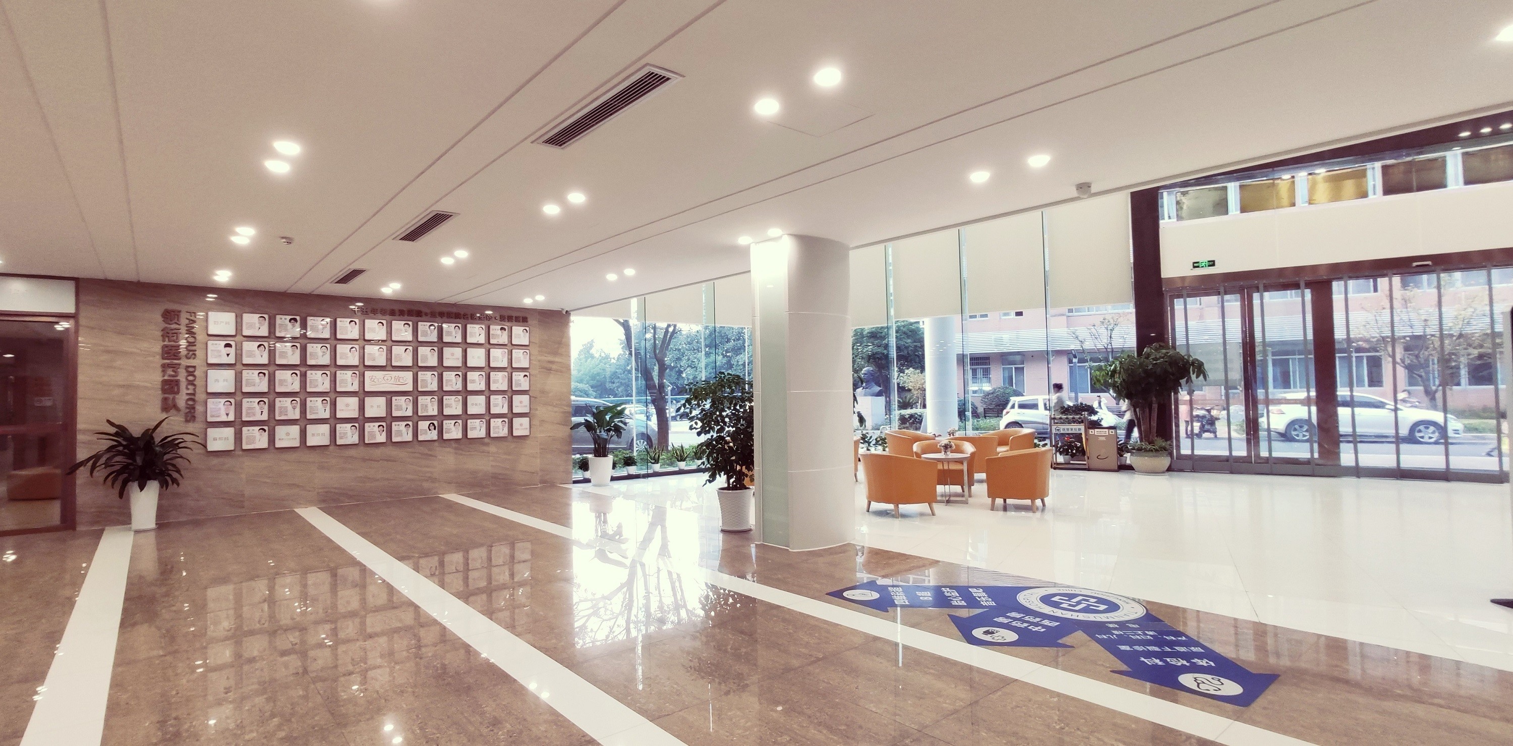 杭州光子嫩肤优惠价格均价公布(2024杭州光子嫩肤参考价为：6878元)