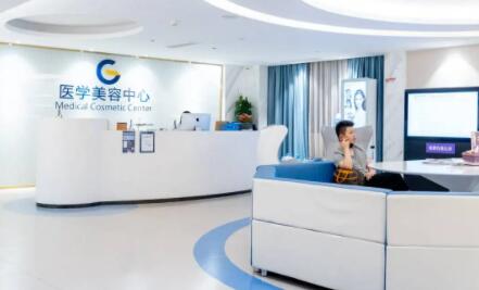广州玻尿酸丰面颊费用是多少呐(2024广州玻尿酸丰面颊参考价为：21498元)