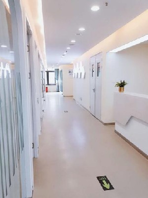 郑州自体脂肪丰眼窝价位表2024新版全网发布(2024郑州自体脂肪丰眼窝参考价为：46053元)