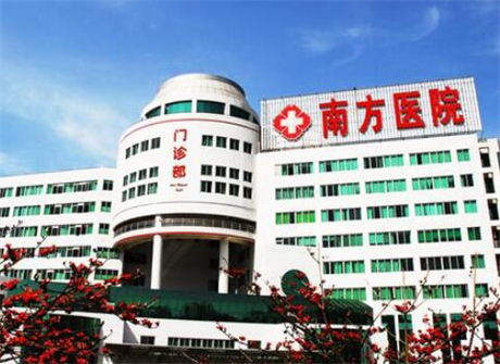 全国口腔外科医院排名榜前十有哪些？十大实力医院资料盘点