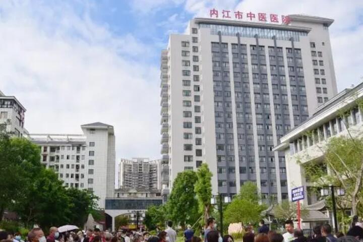 内江调节牙齿好的医院有哪些？内江市中医医院付雪超主治医师
