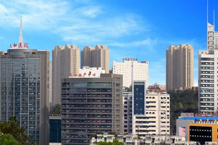 十堰美容牙齿医院有哪些？十堰市太和医院冷卫东，口腔科主任