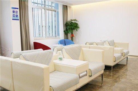 福州正规口腔医院有哪些？想在福州做牙齿矫正应该去哪呢