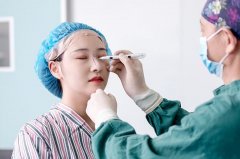 北京哪一家医院眼窝凹陷