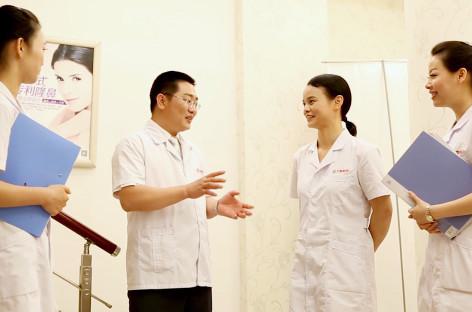 揭阳伊丽莎白医疗美容医院，揭阳市爱美诗医学美容口碑评价对比