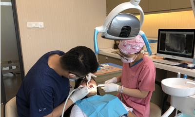 广州根管治疗一般去哪家医院比较好？海斯口腔、明瑞口腔、海豚口腔助您健康笑容！