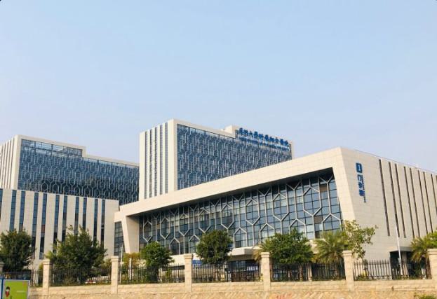 厦门大学附属翔安医院口腔科电话咨询指南：服务质量、预约流程及适合在线与电话咨询的患者类型