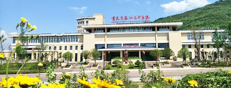 2024重庆门牙牙缝蛀虫修补口碑榜前十位正规口腔医院速报！重庆德森口腔诊所实力派，放心选！