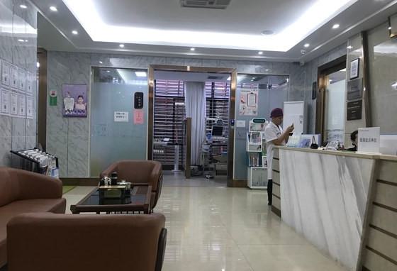 廉江佳雅口腔医院王晓东牙周病治疗价格945元起，价格透明