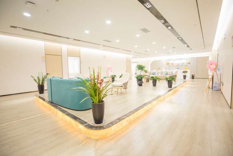 芜湖医疗美容眼部整形收费价目表，眼皮下垂矫正：4149\眼角修复手术：3060起