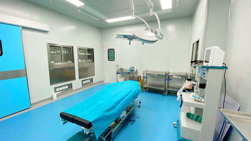北京首都医科大学附属北京同仁医院鼻部整形收费价格表，鼻尖整形：3034\蒜头鼻治疗：2590起