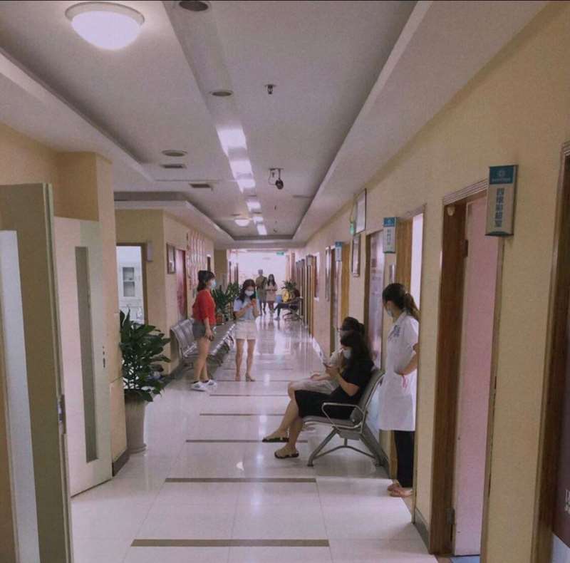 重庆私密整形收费价格表，阴蒂暴露：3287\修复隐睾：4500起