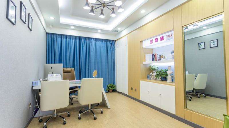 兰州时光相伴整形眼部整形收费价格表，做卧蚕失败修复：4178\重睑术：2808起