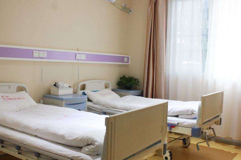 东莞依谋医疗美容美体塑形收费价目表，中医减肥：1567\腿型矫正：3276起
