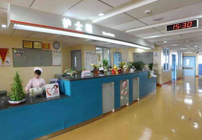 广州医科大学附属第一医院鼻部整形收费价格表，鼻翼整形：2983\隆鼻：2325起