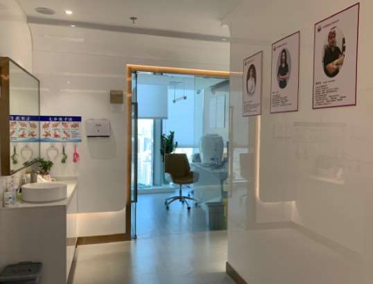 深圳美人邦口唇整形收费价格表，重唇矫正：4410\小切口手术提升：1593起