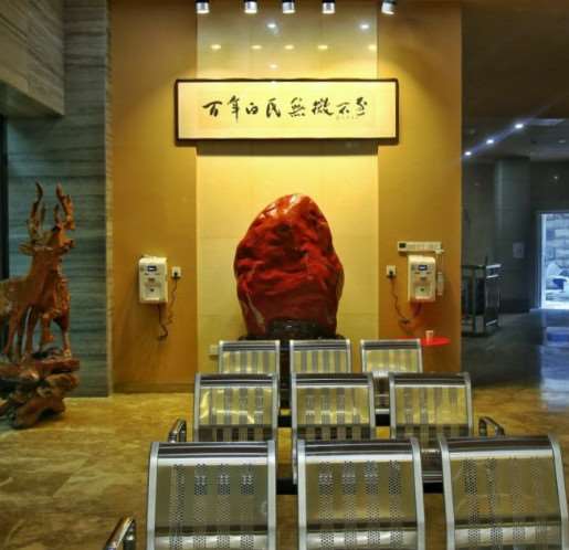 贵阳利美康鼻部整形收费价目表，鼻综合：3578\鼻小柱短宽矫正术：2399起