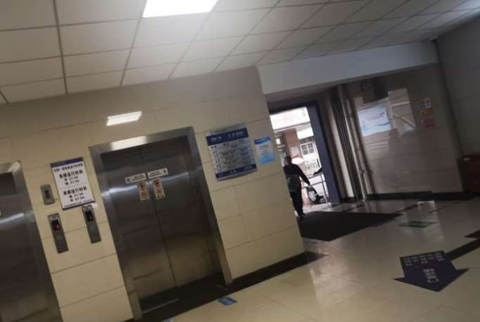 西安交通大学第二附属医院皮肤美容收费价目表，去黄褐斑：2255\去黑痣失败修复：2981起