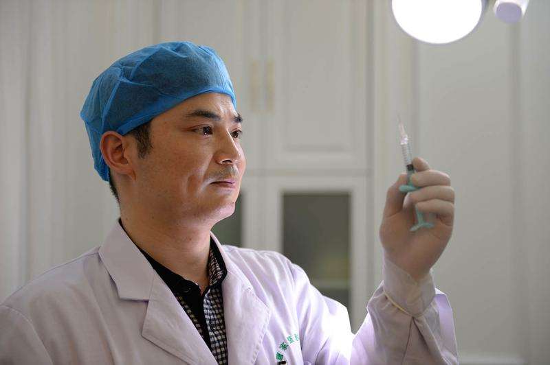 常德美体塑形收费价格表，直腿术：3298\溶脂瘦背：672起