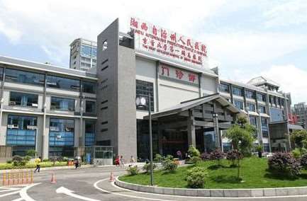 湘西佳影整形鼻部整形收费价格表，鼻翼整形：338\延长鼻小柱：1307起