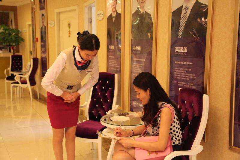 南京康美美容医院皮肤美容收费价目表，注射去疤：3032\手术疤痕修复：1333起