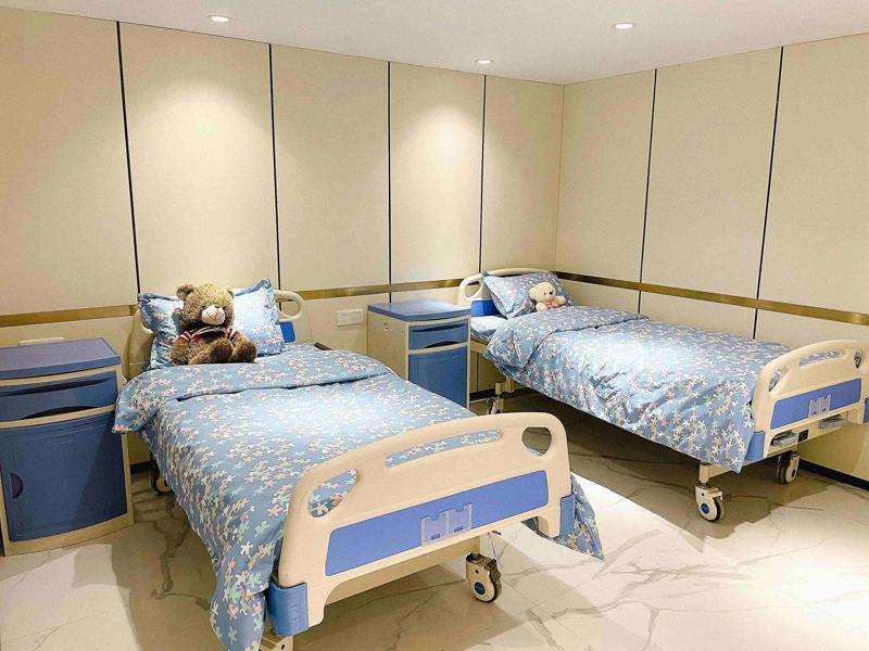 上饶眼部整形收费价目表，下眼睑下至：1479\上眼睑整形：334起