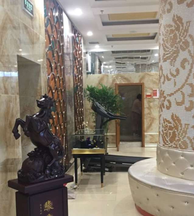 沈阳及云丽鼻部整形收费价格表，隆鼻整形：386\肥厚鼻尖鼻翼矫正术：4026起