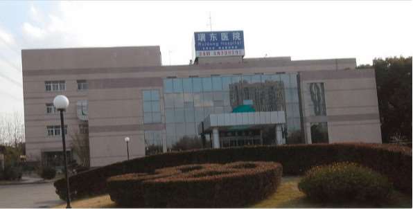 上海复旦大学附属华山医院胸部整形收费价目表，胸部修复：2797\乳房再造：1112起