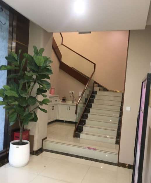 成都恩喜整形皮肤美容收费价目表，去腋臭：1656\去颈纹失败修复：3301起