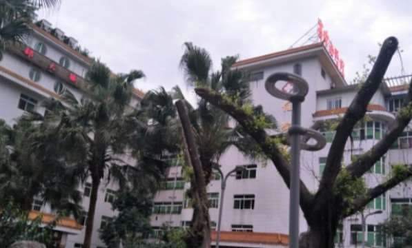 成都四川省中西医结合医院美体塑形收费价格表，注射塑形：2114\瘦腿：3335起