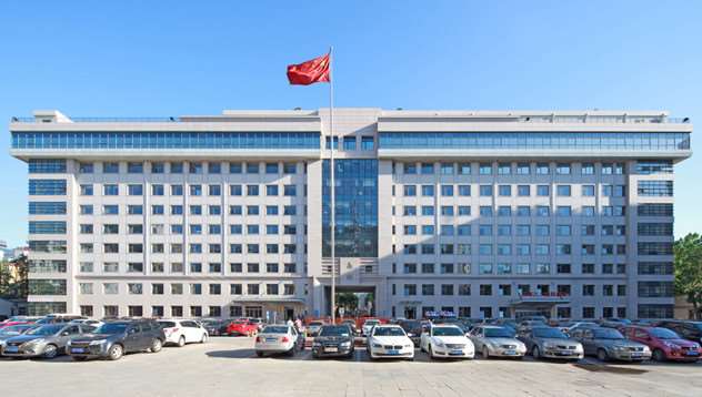 乌鲁木齐千禧丽人整形口唇整形收费价格表，嘴角上提术：2738\小切口手术提升：93起