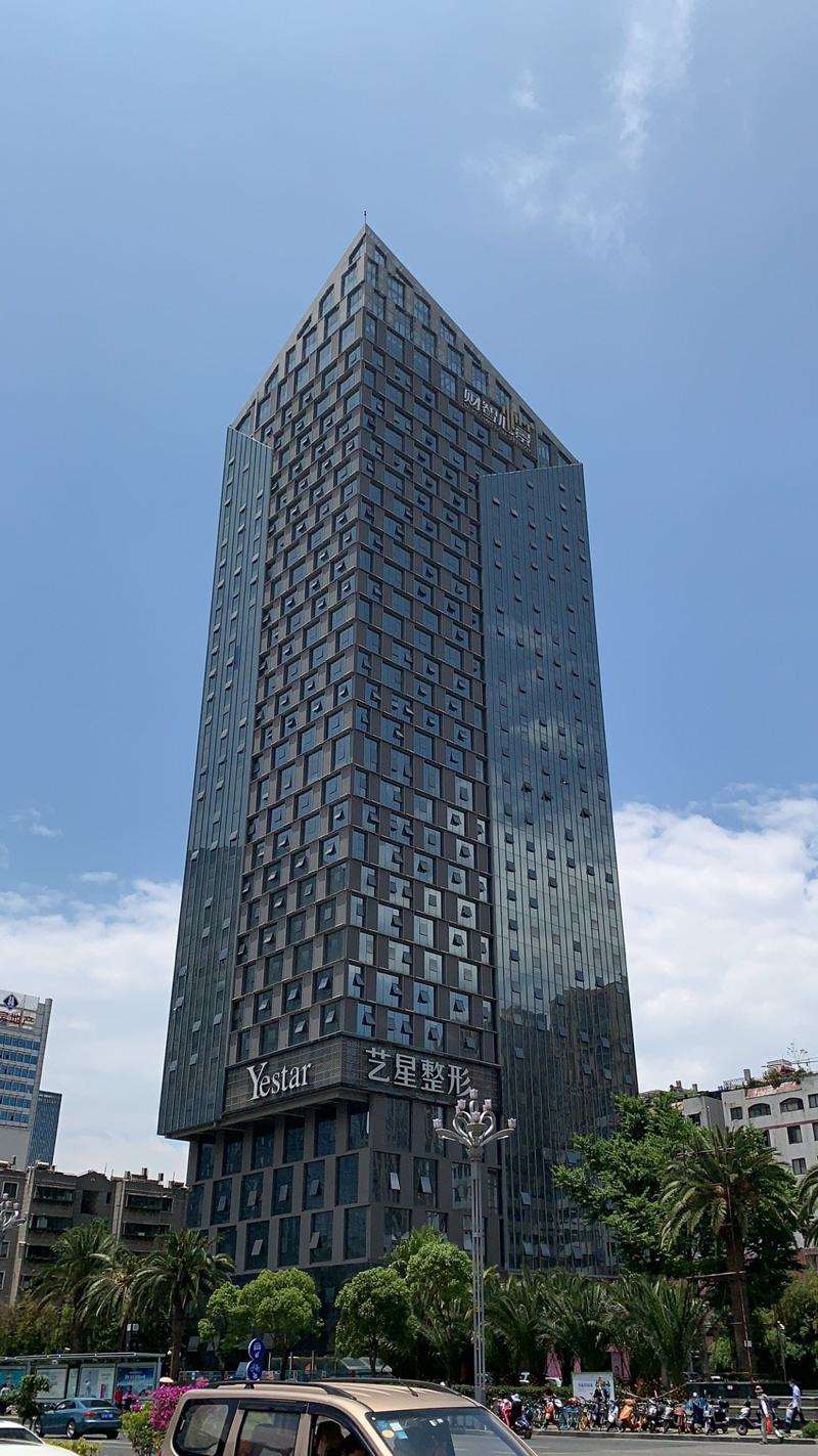 昆明皮肤美容收费价格表，去鱼尾纹：3187\去胎记：3199起