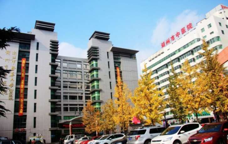 湖州鼻部整形收费价格表，鼻尖整形：944\隆鼻：4261起