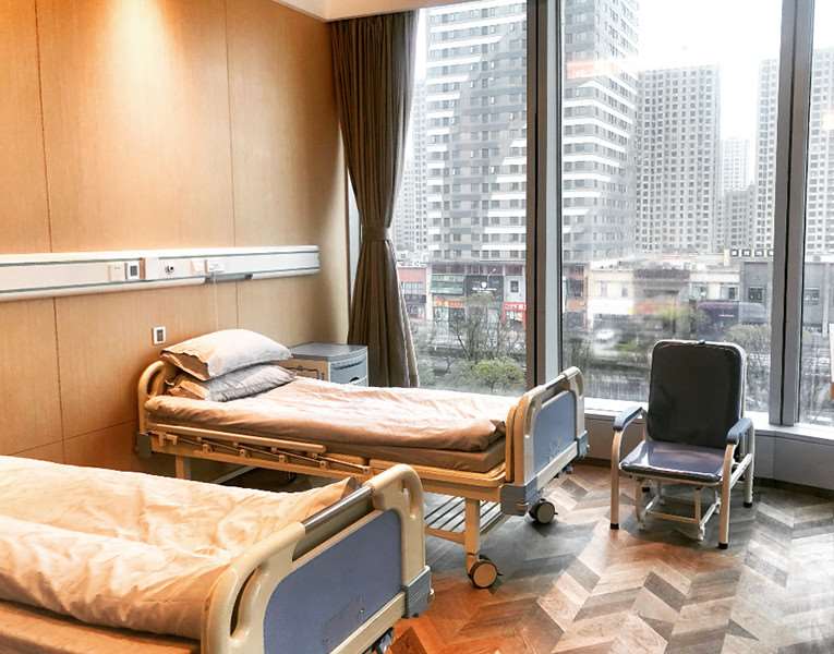 嘉兴曙光美容医院眼部整形收费价目表，眼修复：2789\眼角修复手术：3272起