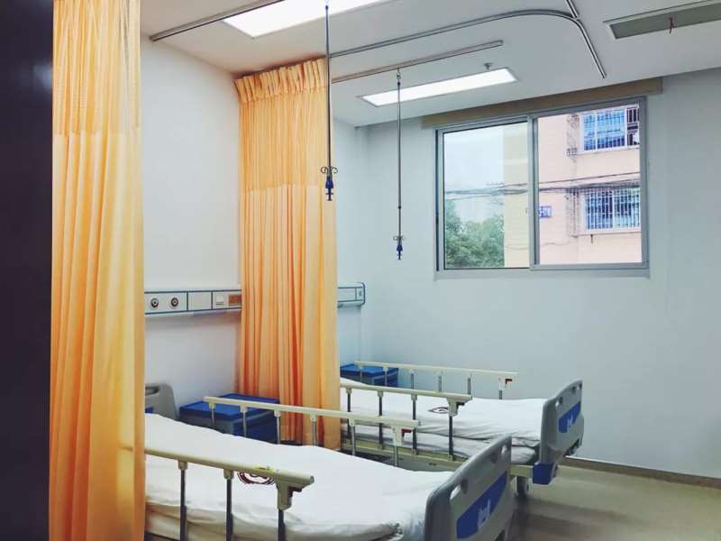 台州眼部整形收费价目表，眼窝凹陷修复：4133\纹眼线：2040起