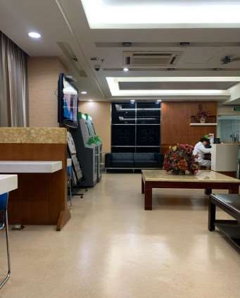 台州德丽医疗美容眼部整形收费价格表，做卧蚕失败修复：2883\眼睑内翻矫正：1678起