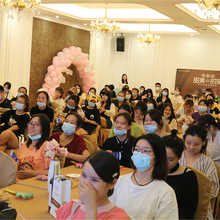 武汉壹加壹医疗美容医院做隆胸哪个医生好？人气医生有谁+项目介绍