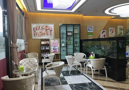 重庆种植牙哪个医院便宜又好？沙坪坝区八益、美奥、华诺世，种牙报价方案