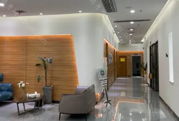 长沙普希口腔医院种植牙价格公布，正规种植医院价格还不贵！