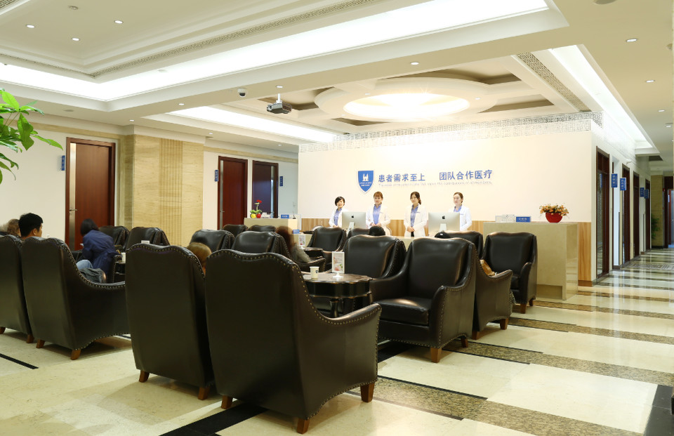 上海自体脂肪隆眉弓价位表2024新版全网发布(2024上海自体脂肪隆眉弓参考价为：31783元)