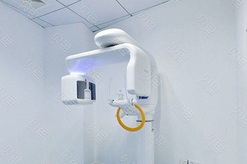 深圳天虹商场(创业店)附近的口腔医院哪家好？同步齿科和谢吉艳入选,附口腔医院价格一览